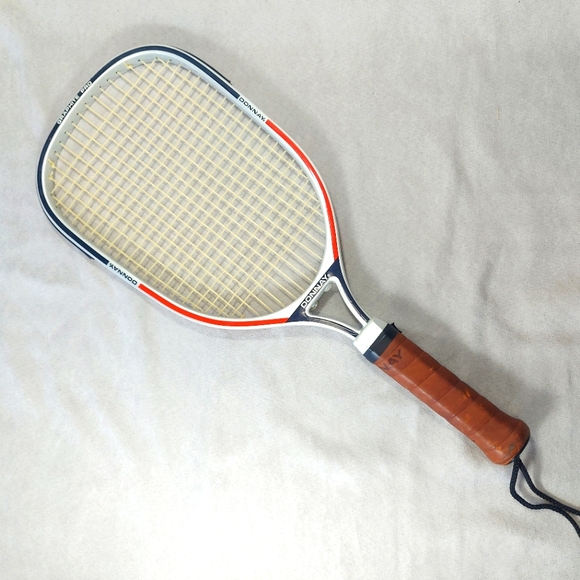 Donnay Graphite Pro Racquetball Racquet, 3-7/8 - Picture 1 of 5